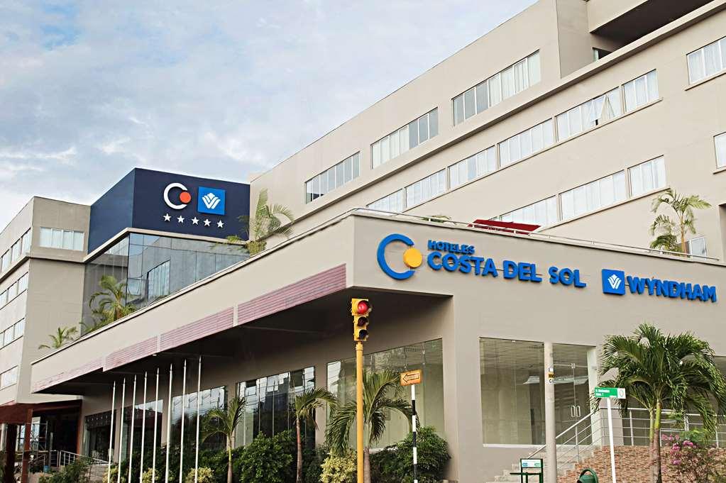 Wyndham Costa Del Sol Пукальпа Экстерьер фото Costa del Sol University